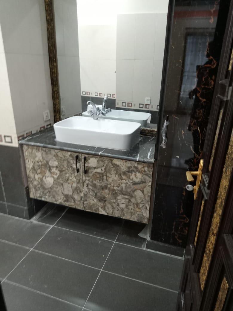 1 Kanal Bungalow for Sale in DHA Lahore PHASE 4