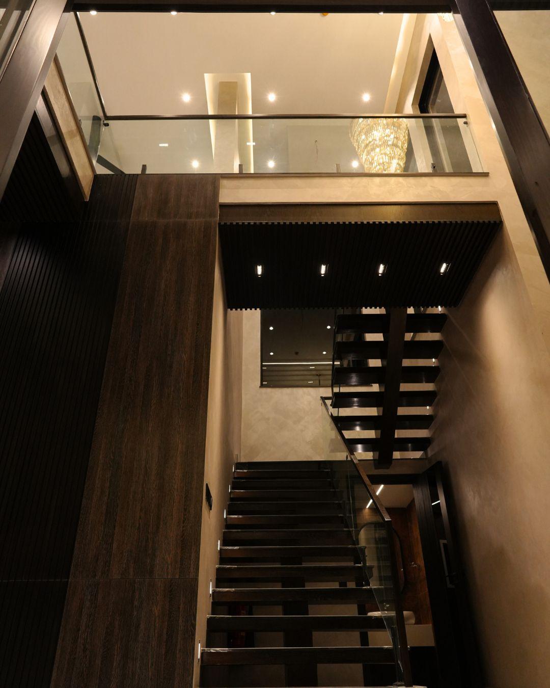 NEW 1 KANAL BUNGALOW FOR SALE IN DHA LAHORE PHASE 7