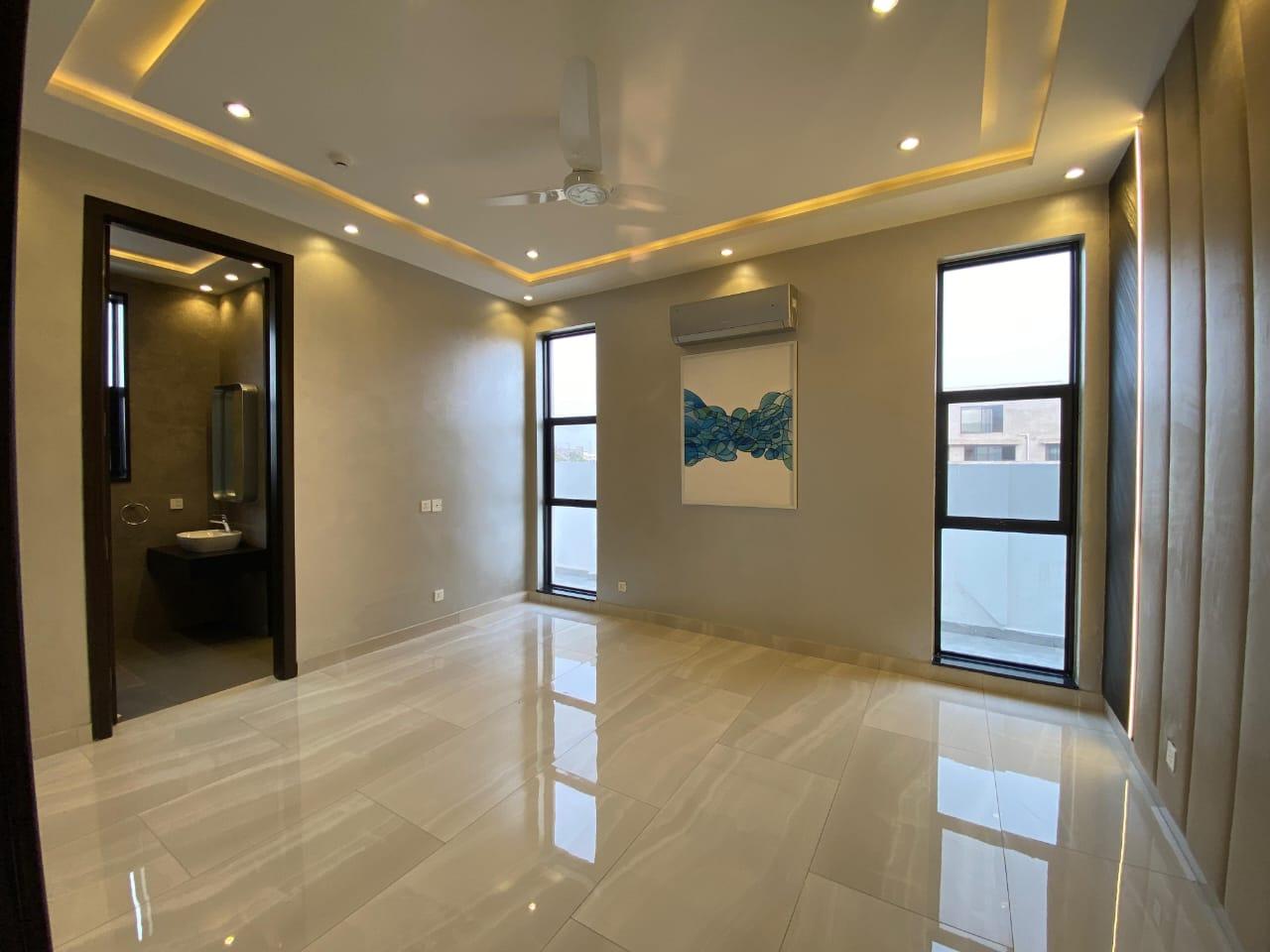 1 KANAL BUNGALOW FOR SALE IN DHA LAHORE PHASE 7