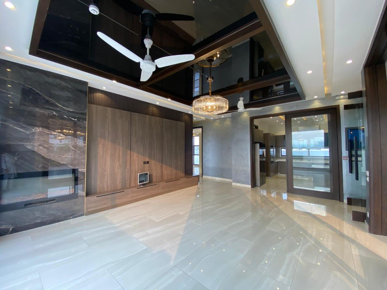 1 KANAL BUNGALOW FOR SALE IN DHA LAHORE PHASE 7