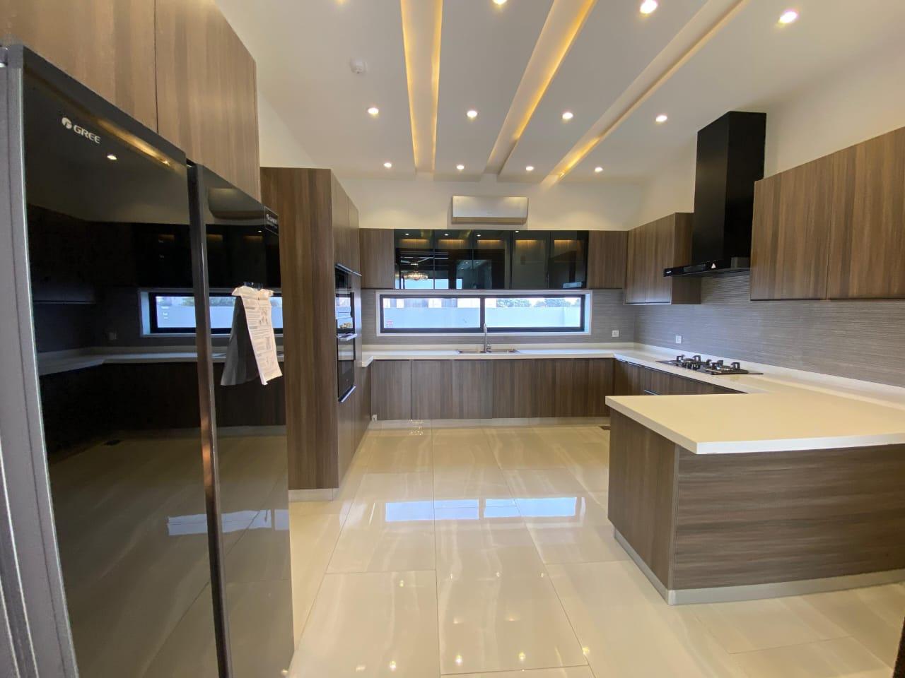 1 KANAL BUNGALOW FOR SALE IN DHA LAHORE PHASE 7