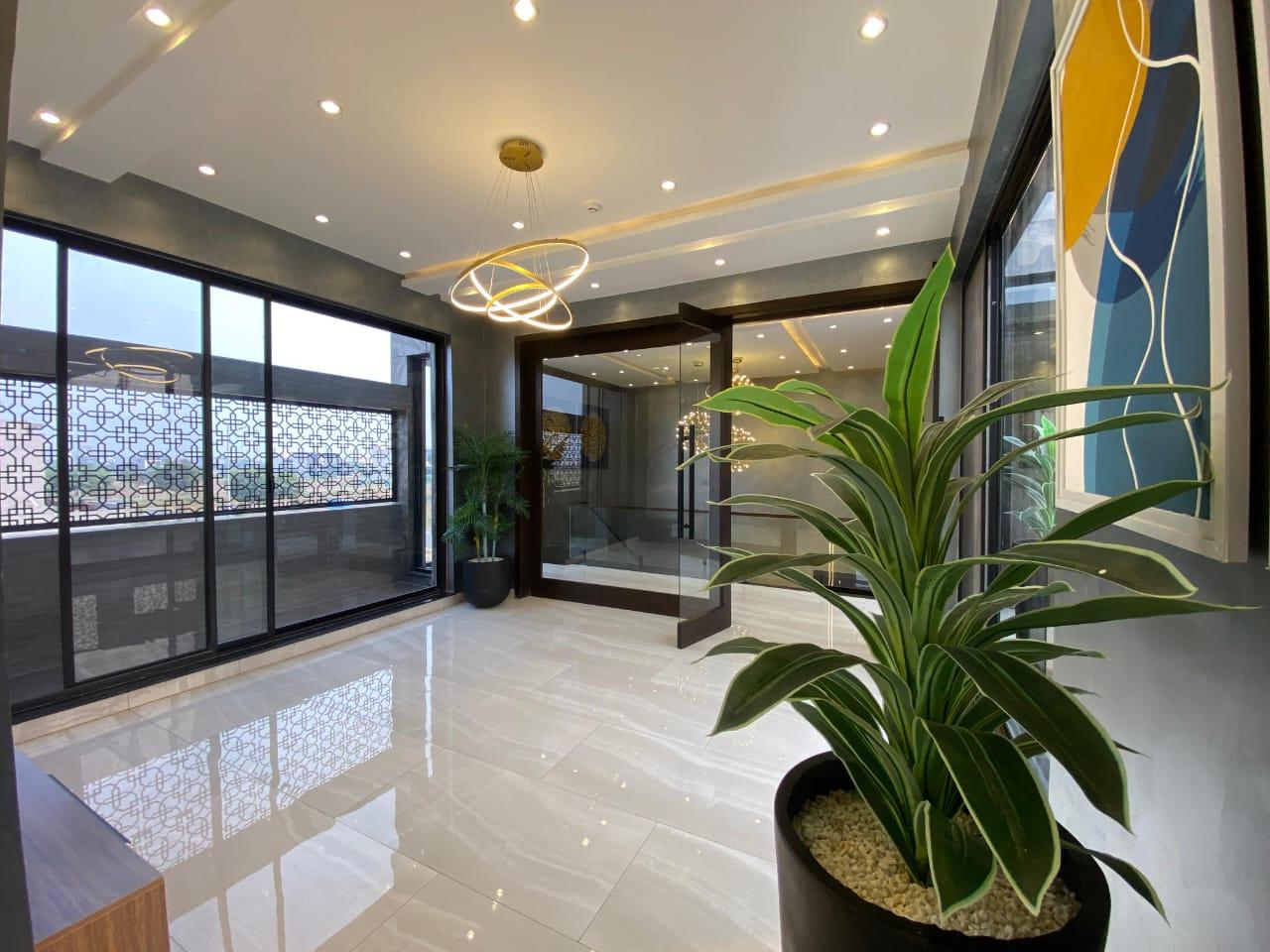 1 KANAL BUNGALOW FOR SALE IN DHA LAHORE PHASE 7