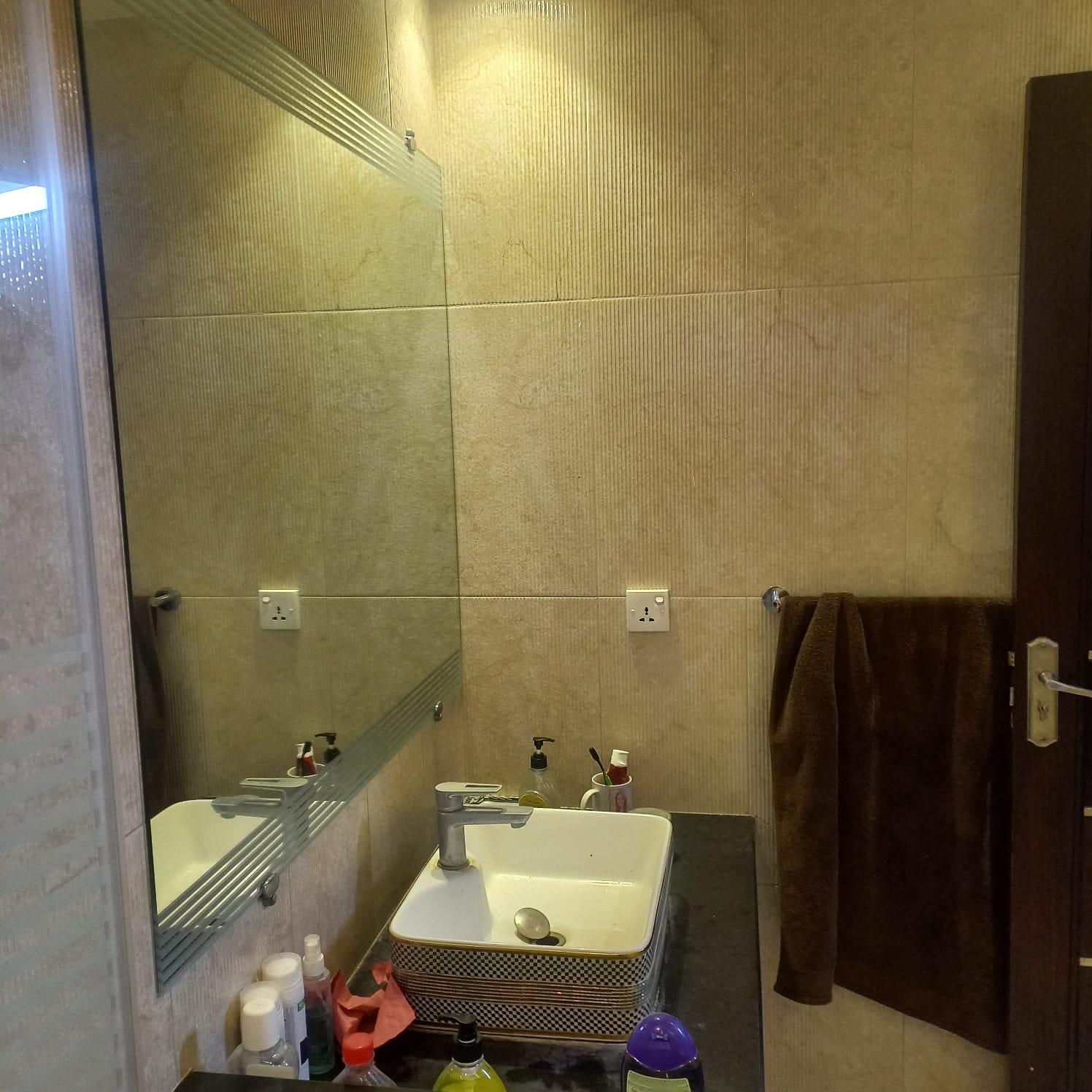 7 MARLA  BUNGALOW FOR SALE IN DHA LAHORE PHASE 6