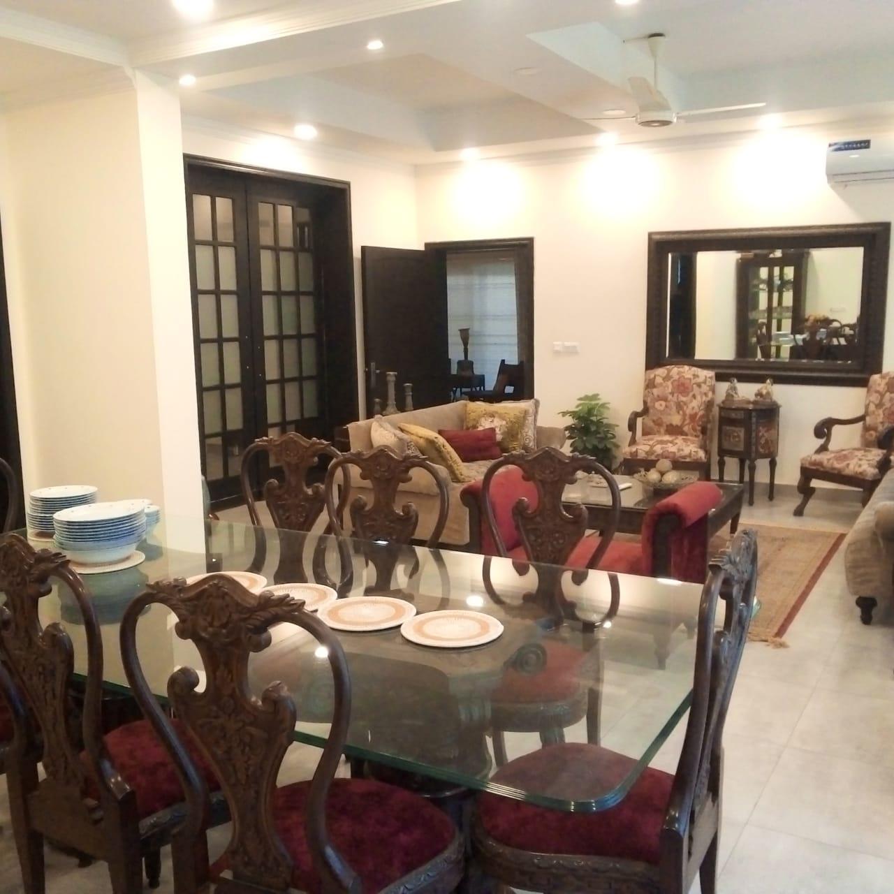 1 KANAL BUNGALOW FOR SALE IN DHA LAHORE PHASE 3