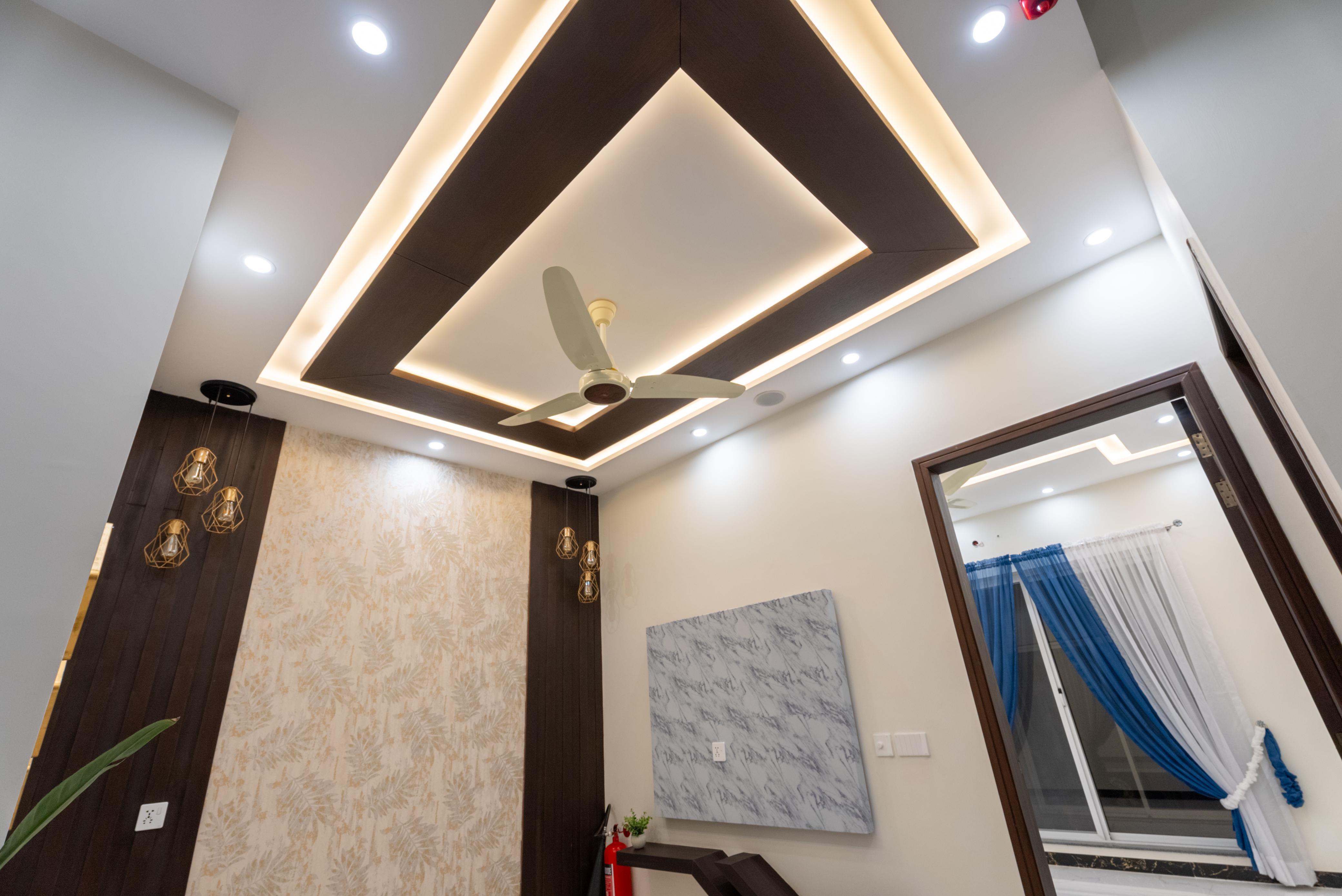 BARND NEW 5 MARLA  HOUSE FOR SALE IN DHA LAHORE PHASE 9 TOWN