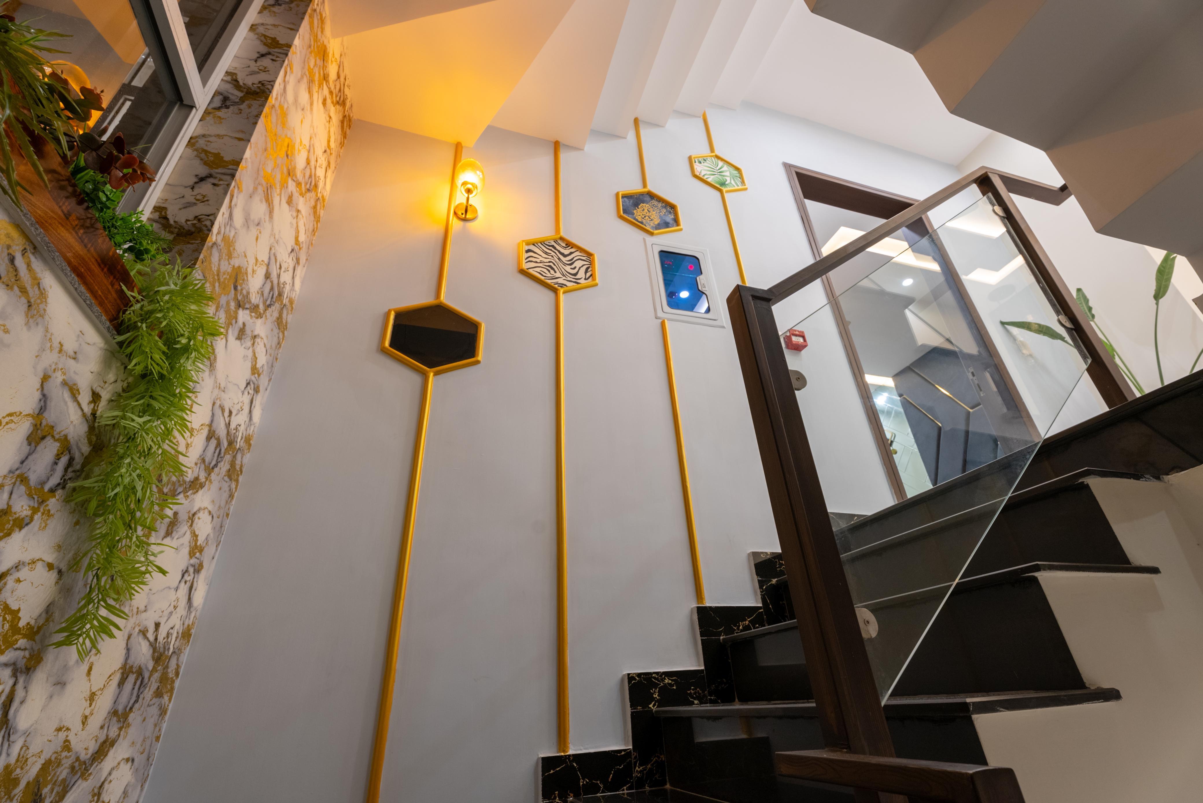 BARND NEW 5 MARLA  HOUSE FOR SALE IN DHA LAHORE PHASE 9 TOWN