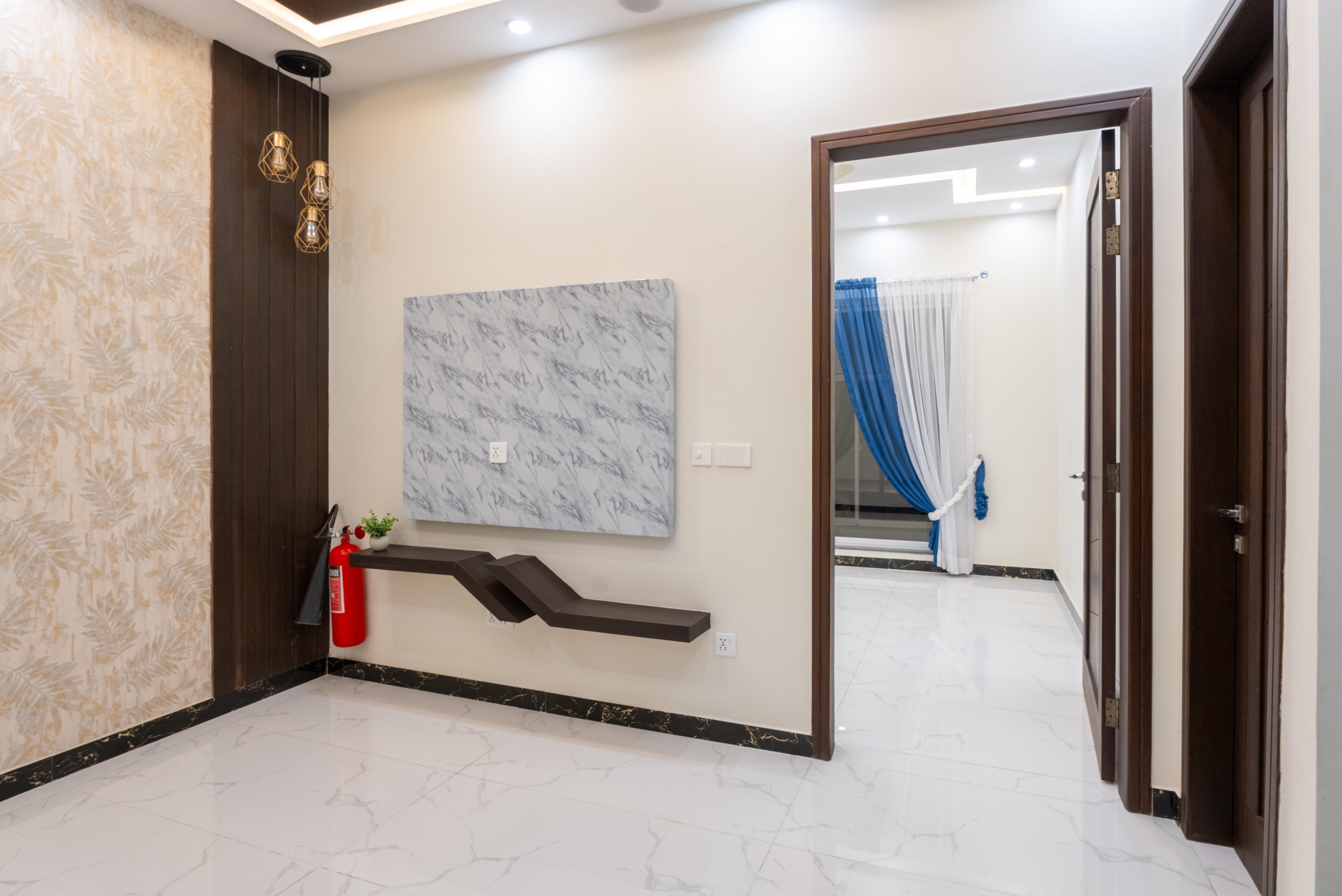 BARND NEW 5 MARLA  HOUSE FOR SALE IN DHA LAHORE PHASE 9 TOWN