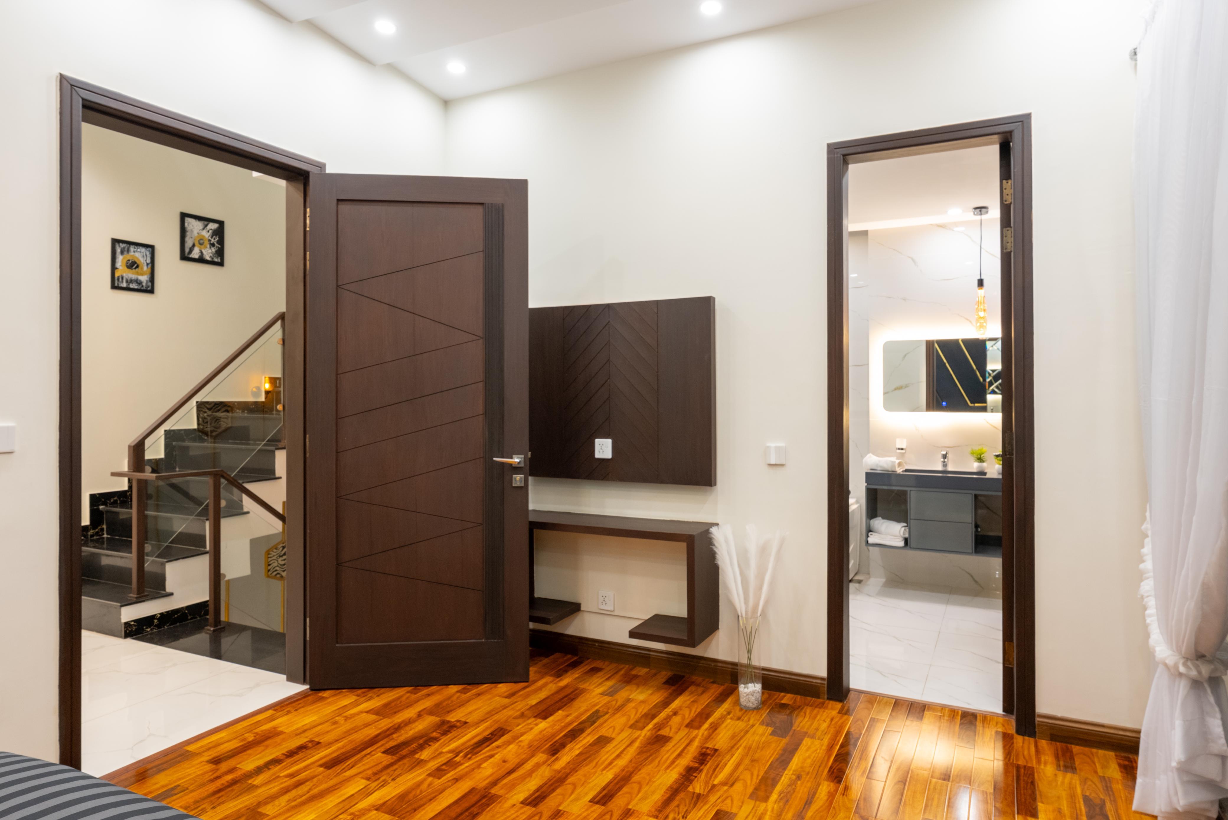 BARND NEW 5 MARLA  HOUSE FOR SALE IN DHA LAHORE PHASE 9 TOWN