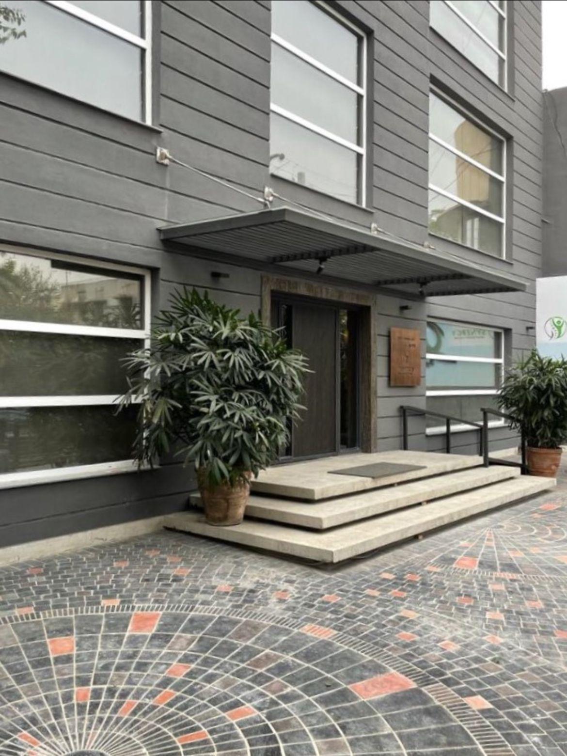 Commercial Building/Plaza for Sale with Rental income