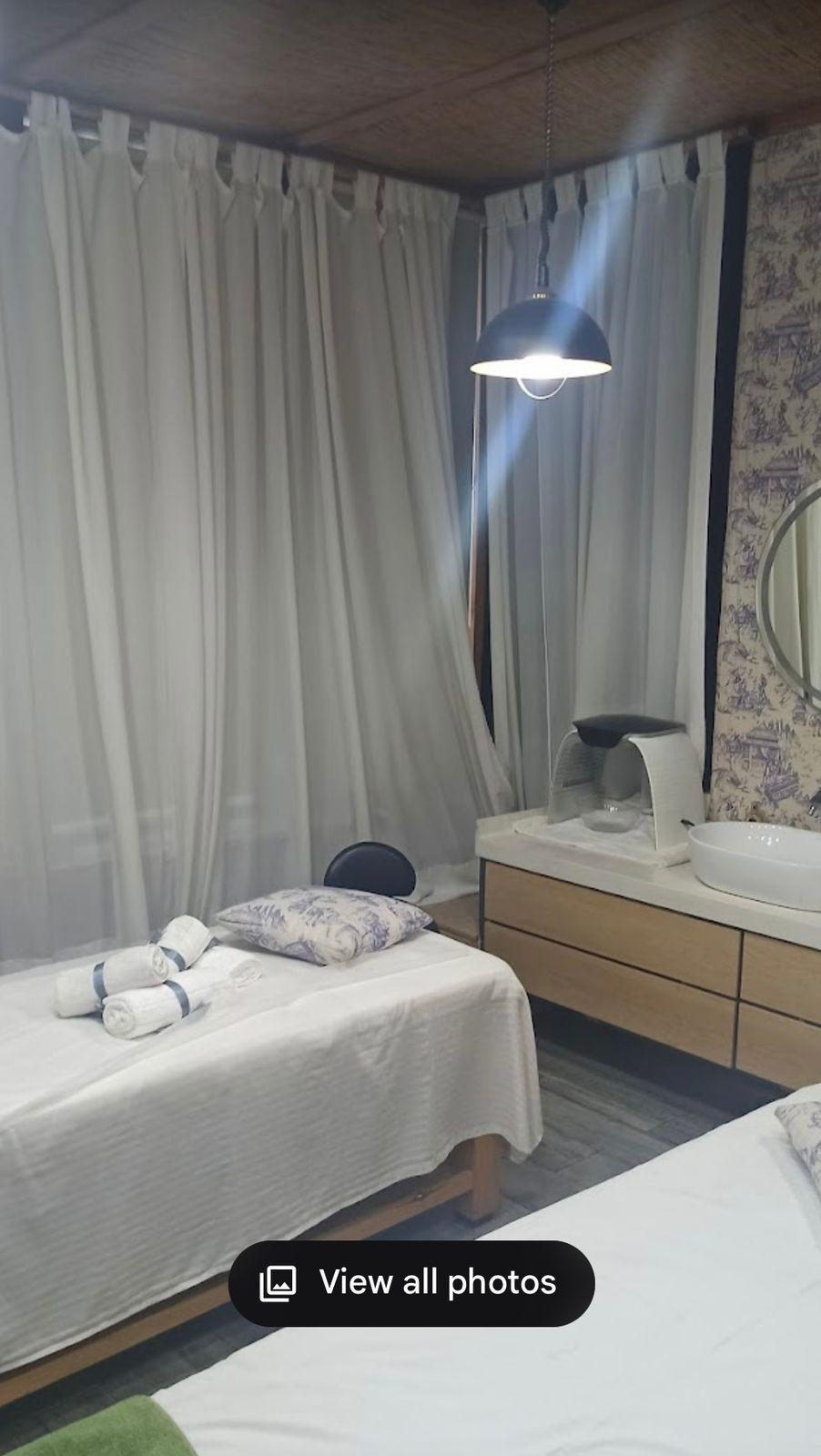 Commercial Building/Plaza for Sale with Rental income