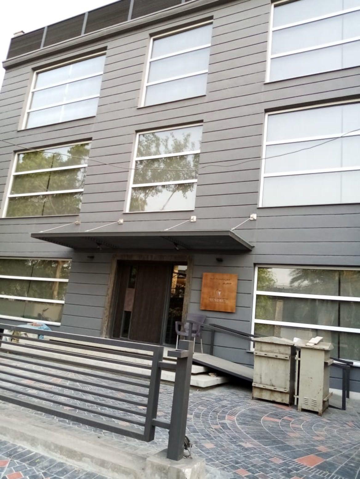 Commercial Building/Plaza for Sale with Rental income