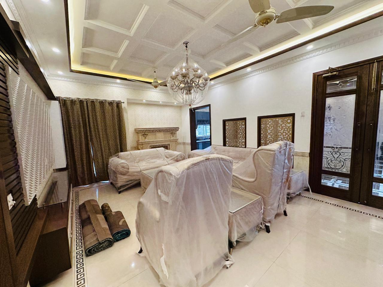 1 kanal Bungalow for Sale in DHA lahore (Air avenue) Phase 8