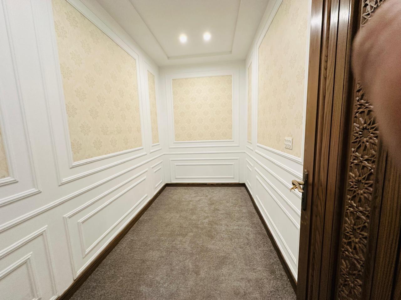 1 kanal Bungalow for Sale in DHA lahore (Air avenue) Phase 8