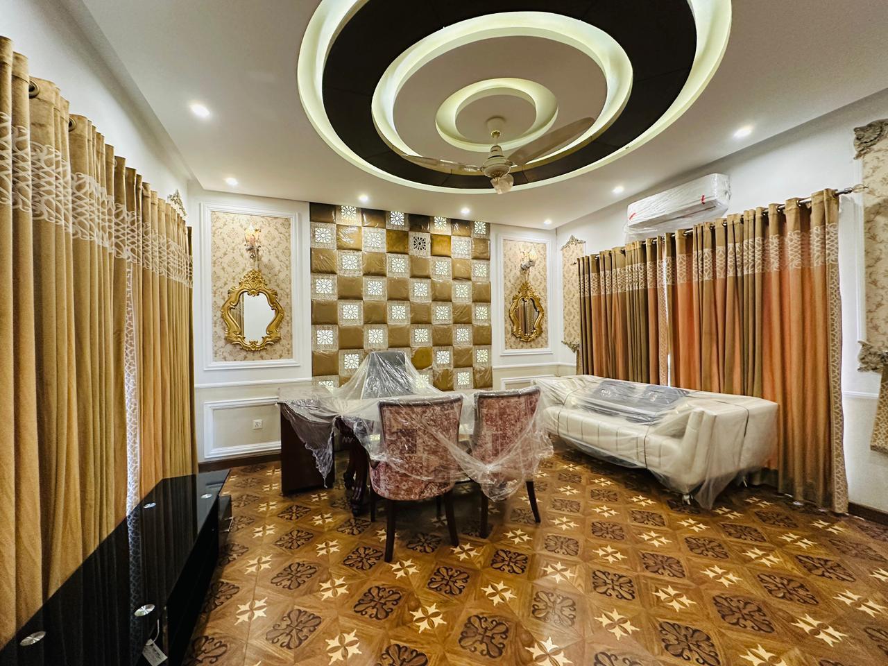 1 kanal Bungalow for Sale in DHA lahore (Air avenue) Phase 8