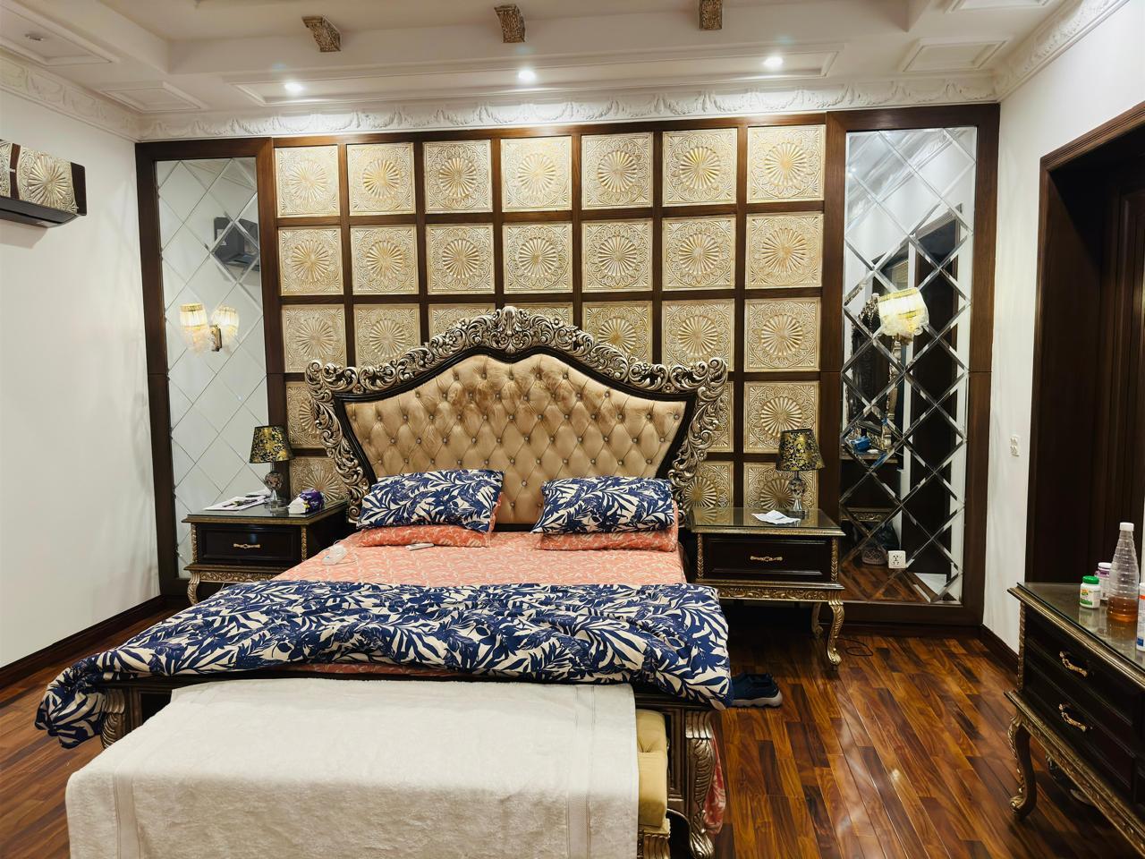 1 kanal Bungalow for Sale in DHA lahore (Air avenue) Phase 8