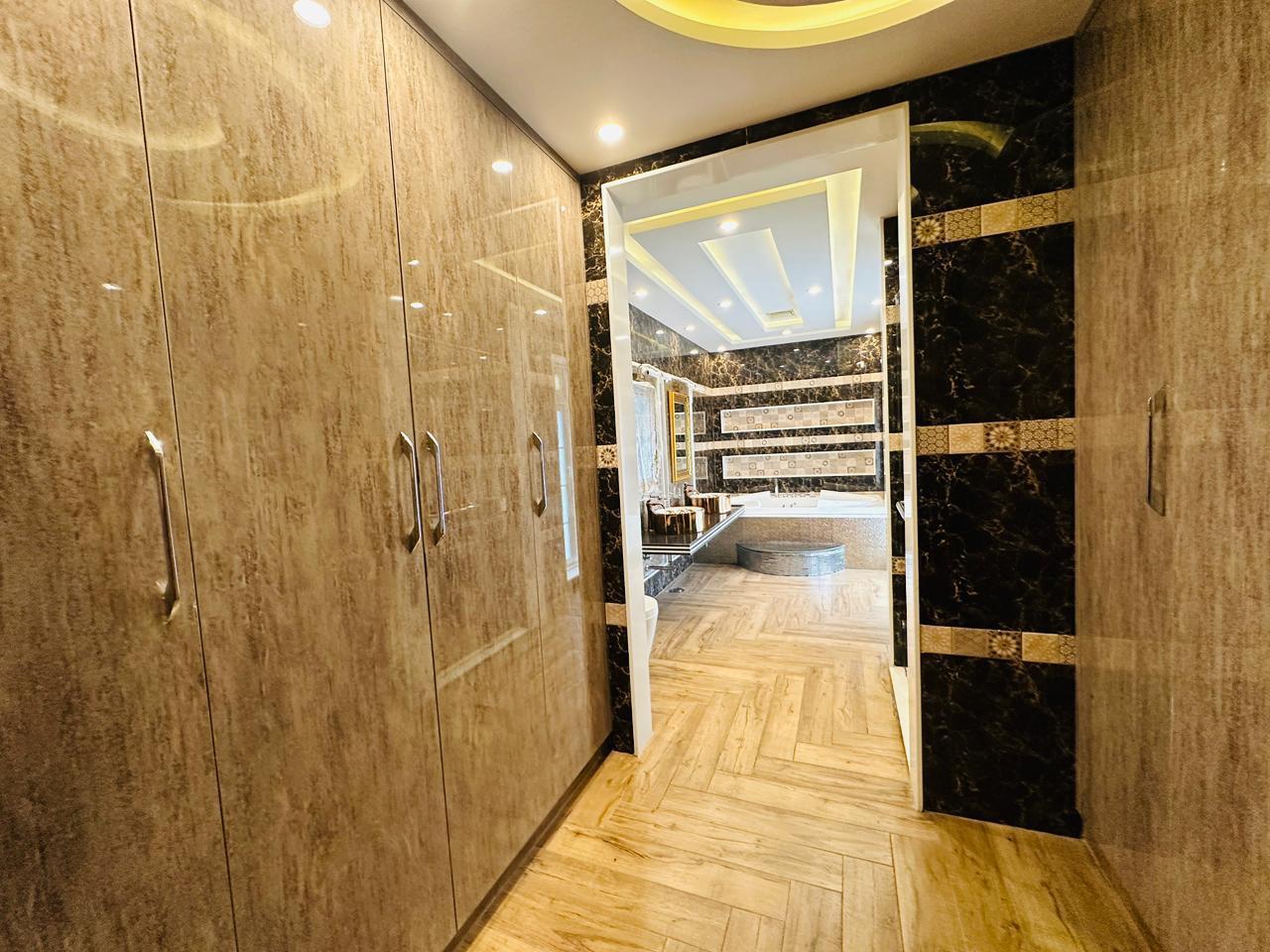 1 kanal Bungalow for Sale in DHA lahore (Air avenue) Phase 8