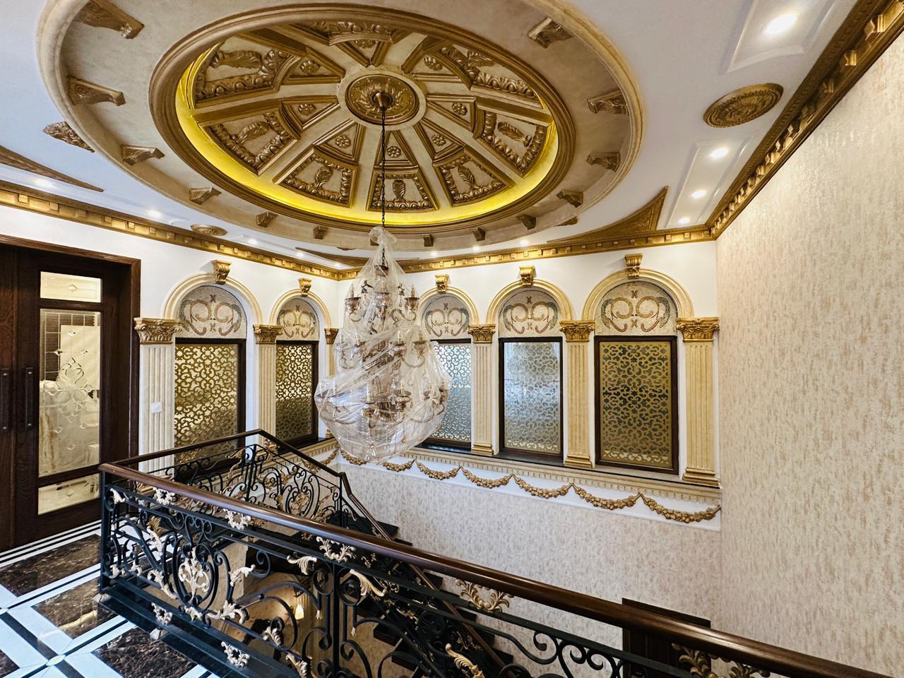 1 kanal Bungalow for Sale in DHA lahore (Air avenue) Phase 8